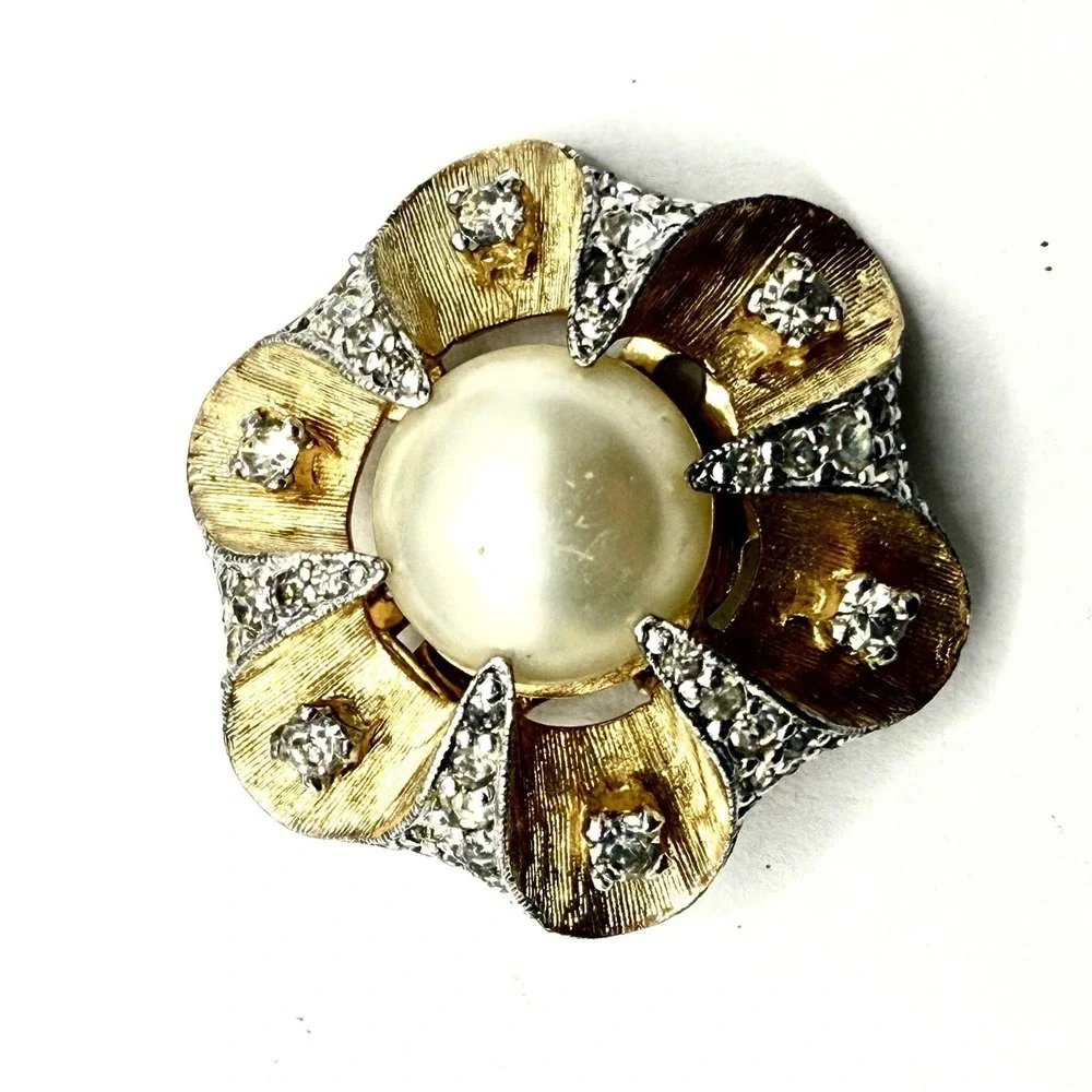 Rare Vintage Jomaz Brooch Earrings Set Gold Tone Crystal Faux Pearl Floral Clip